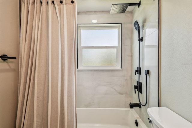 13909 Berkowitz Ave, Hudson, FL 34667 - full bath with shower / bath combination with curtain and toilet