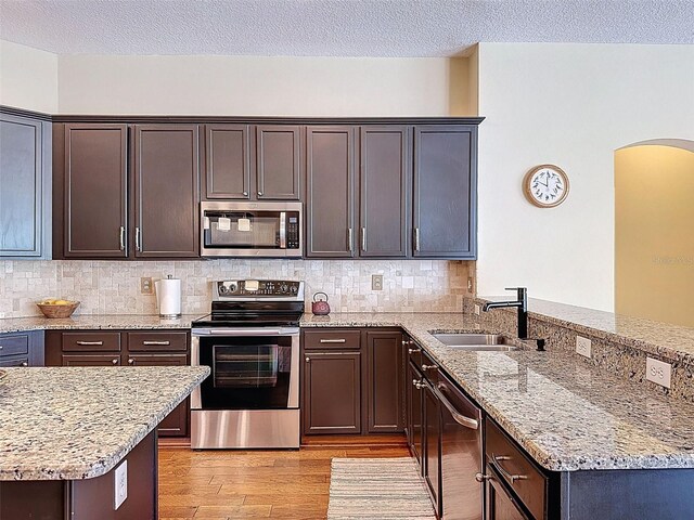 22925 Collridge Dr, Land O Lakes, FL 34639 - photo 35
