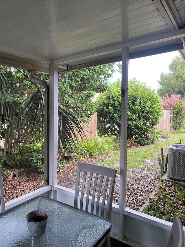 832 Cambridge Ct, Dunedin, FL 34698 - view of patio