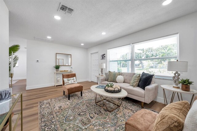 6352 Canton St S, Saint Petersburg, FL 33712 - photo 9