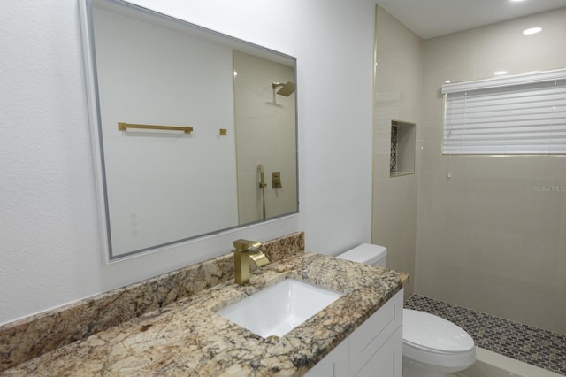 814 W 131st Ave, Tampa, FL 33612 - full bathroom featuring vanity and tiled shower