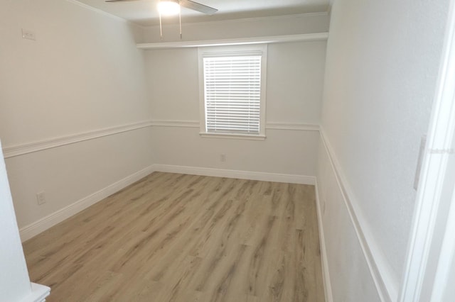 814 W 131st Ave, Tampa, FL 33612 - spare room featuring light wood finished floors, a ceiling fan, and ornamental molding