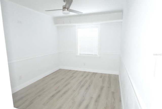 814 W 131st Ave, Tampa, FL 33612 - unfurnished room featuring light wood finished floors and a ceiling fan