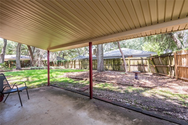 616 Pawn Way, Seffner, FL 33584 - fenced backyard featuring a patio area