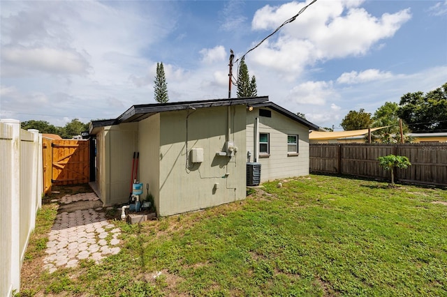 5519 Kelly Dr N, Saint Petersburg, FL 33703 - photo 21
