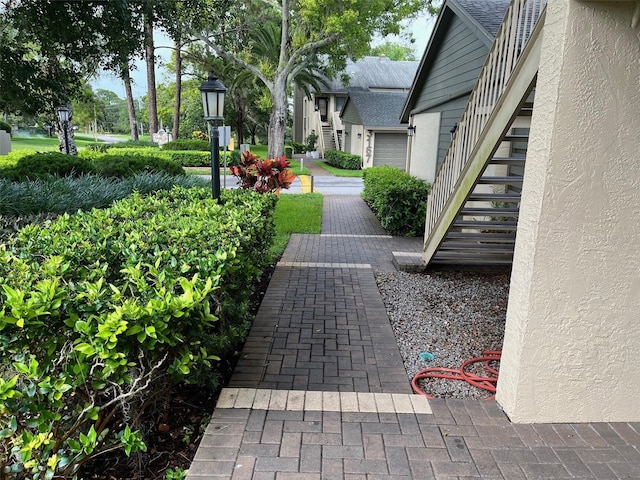 3151 Landmark Dr Unit 115, Clearwater, FL 33761 - photo 2