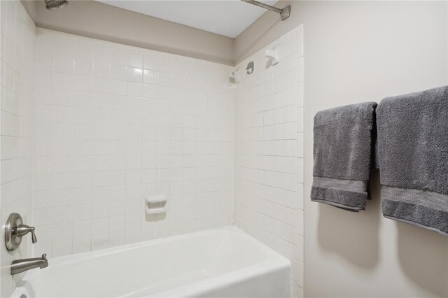 4510 Overlook Dr NE Unit 224, Saint Petersburg, FL 33703 - photo 14