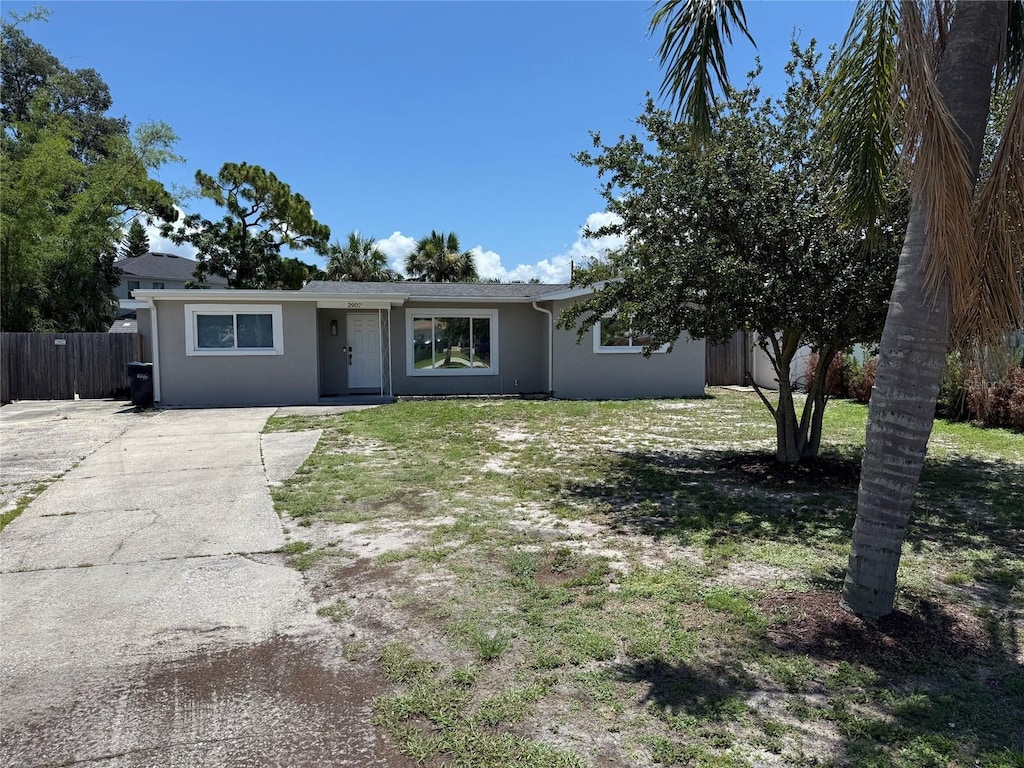 2907 W Elrod Ave, Tampa, FL 33611 - view of front of home featuring stucco siding