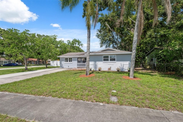 8897 54th St N, Pinellas Park, FL 33782 - view of front facade featuring driveway