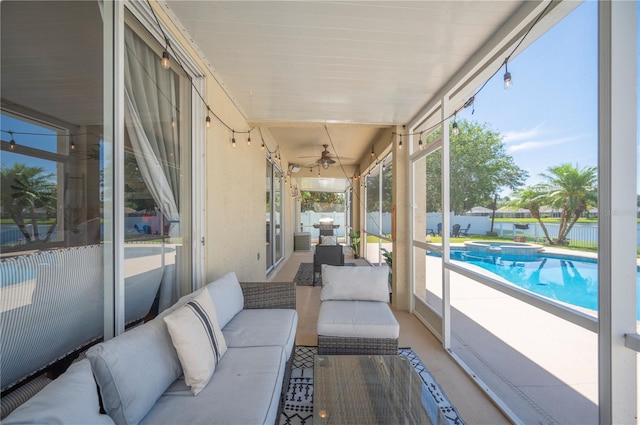 5102 Pheasant Woods Dr, Lutz, FL 33558 - sunroom / solarium with a hot tub, outdoor lounge area, and a ceiling fan