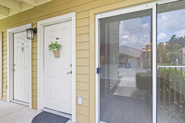 302 Lake Parsons Grn Unit 104, Brandon, FL 33511 - view of exterior entry