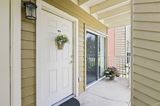 302 Lake Parsons Grn Unit 104, Brandon, FL 33511 - entrance to property featuring covered porch