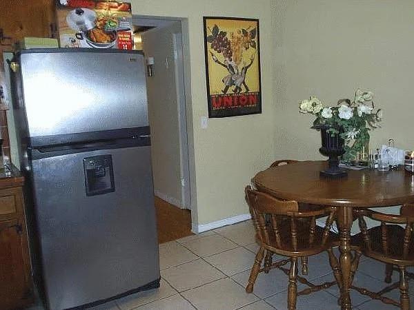 1317 Tyrone Blvd N, Saint Petersburg, FL 33710 - photo 4