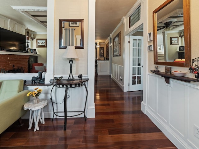 2504 W N A St Unit A, Tampa, FL 33609 - hall featuring wood finished floors and wainscoting