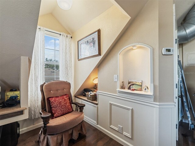 2504 W N A St Unit A, Tampa, FL 33609 - living area with dark wood-style floors and vaulted ceiling