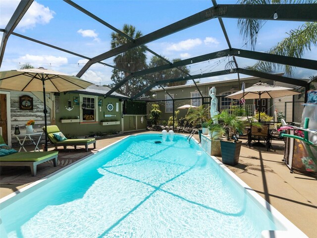 2504 W N A St Unit A, Tampa, FL 33609 - outdoor pool featuring a patio and a lanai
