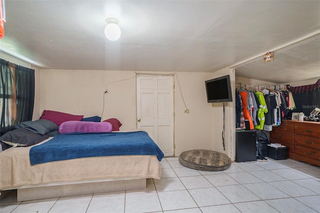 5651 6th St, Zephyrhills, FL 33542 - bedroom featuring light tile patterned floors