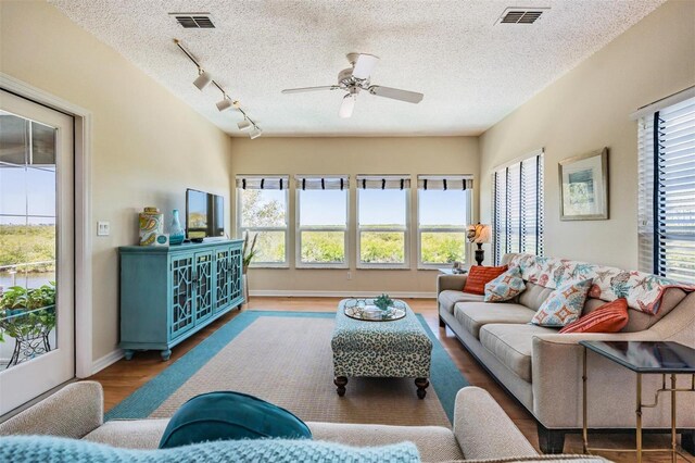 6186 Seaside Dr, New Port Richey, FL 34652 - photo 22