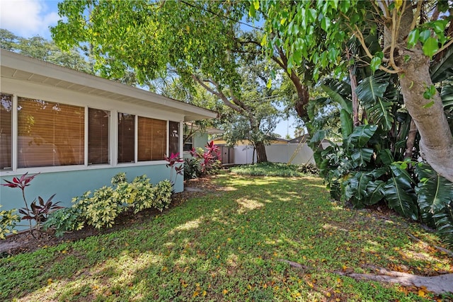 1711 N Highland Ave, Clearwater, FL 33755 - view of yard
