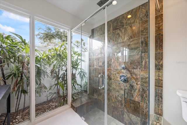 3956 Versailles Dr, Tampa, FL 33634 - bathroom with a shower stall