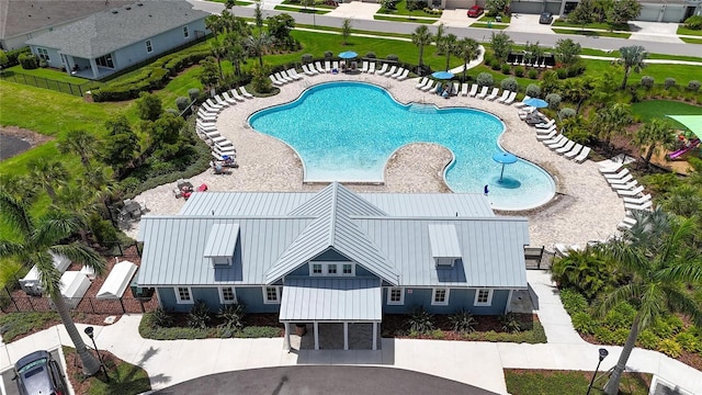 5611 Del Coronado Dr, Apollo Beach, FL 33572 - aerial view of property and surrounding area featuring a pool