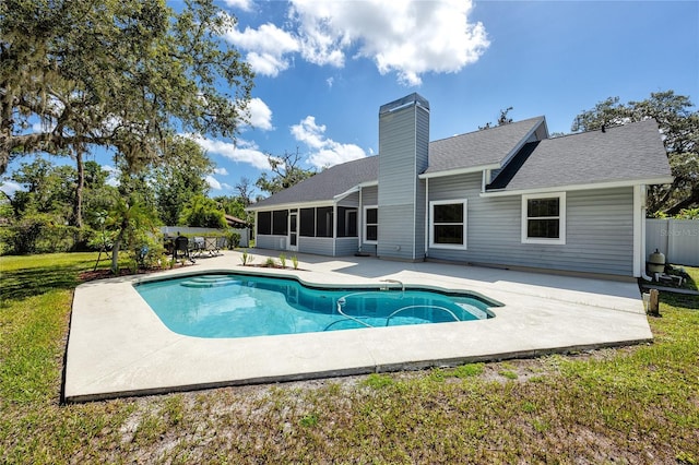11203 Egret Nest Ct, Riverview, FL 33569 - outdoor pool with a patio area and a sunroom