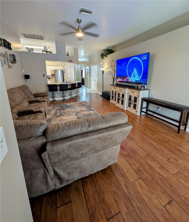 4436 Horseshoe Pick Ln, Valrico, FL 33594 - photo 15