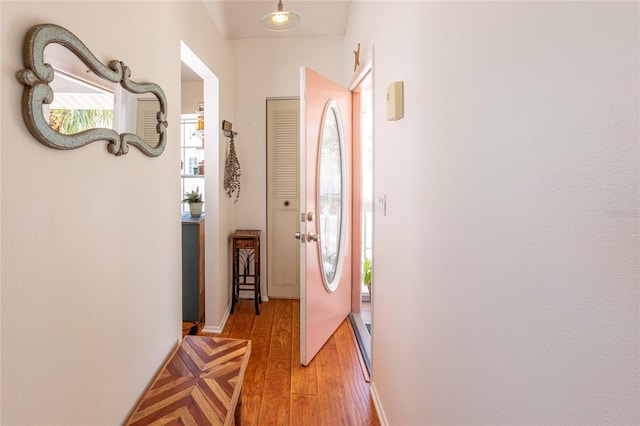 112 Sun Isle Cir Unit 112, Treasure Island, FL 33706 - foyer entrance featuring light wood-style floors