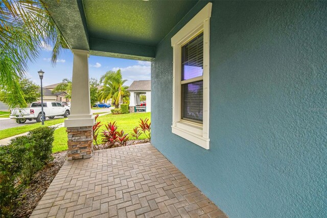 9816 Ivory Dr, Sun City Center, FL 33573 - photo 4