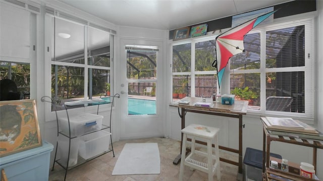2807 Miriam St S, Gulfport, FL 33711 - view of sunroom
