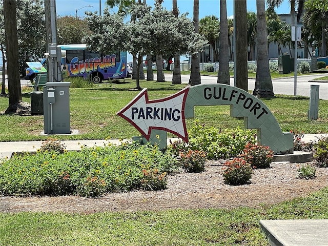 2807 Miriam St S, Gulfport, FL 33711 - community / neighborhood sign featuring a yard
