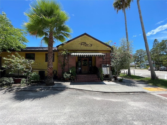 2807 Miriam St S, Gulfport, FL 33711 - view of front of home with brick siding
