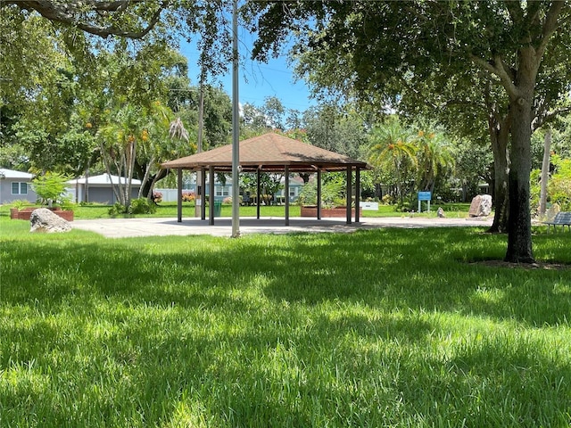 2807 Miriam St S, Gulfport, FL 33711 - view of home's community with a gazebo and a yard