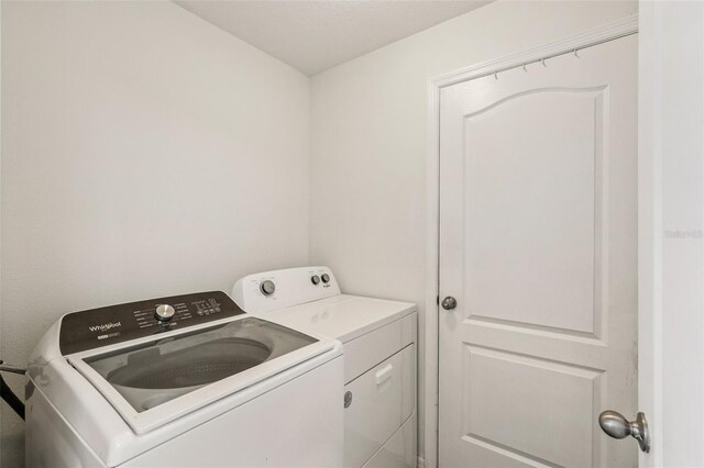 636 Chatham Walk Dr, Ruskin, FL 33570 - photo 26