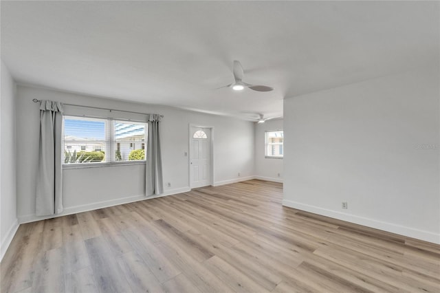 302 Andover Pl Unit G156, Sun City Center, FL 33573 - unfurnished room with a ceiling fan and light wood-style floors
