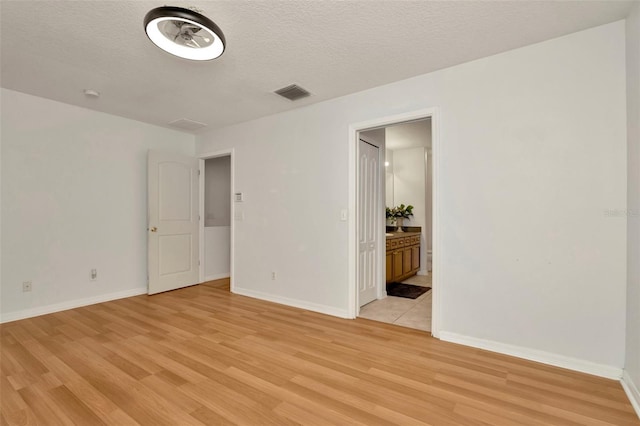 9240 Stone River Pl, Riverview, FL 33578 - photo 28