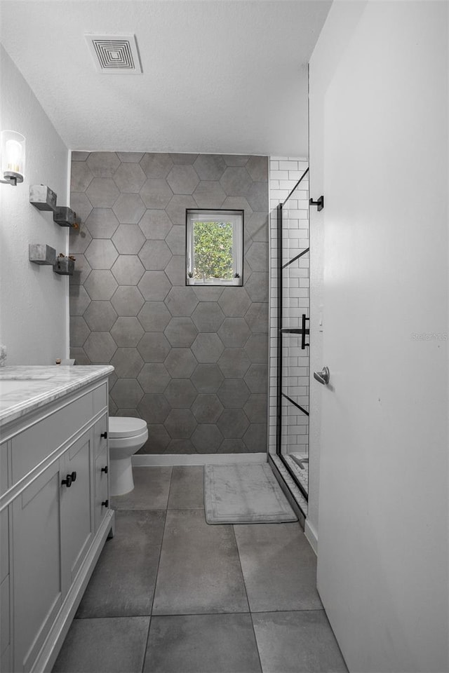 851 3rd Ave N, Saint Petersburg, FL 33701 - full bathroom with vanity and a shower stall