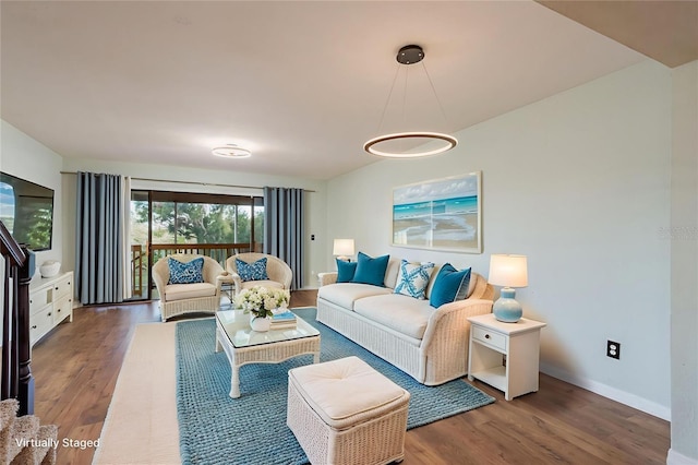 9660 Tara Cay Ct Unit 38, Seminole, FL 33776 - living area with wood finished floors