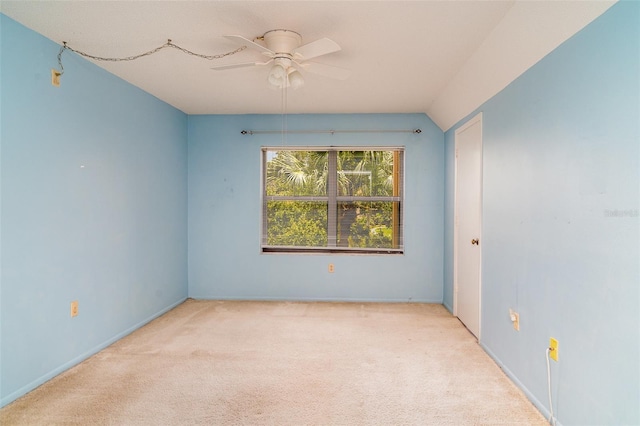 635 30th Ave W Unit F309, Bradenton, FL 34205 - unfurnished room featuring carpet and ceiling fan