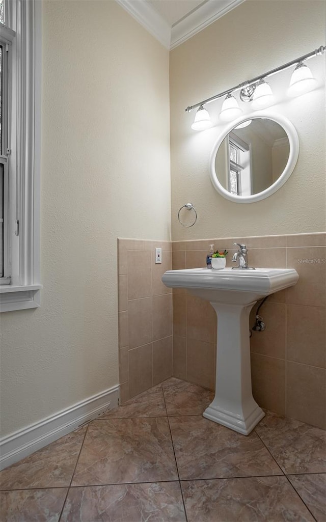 321 Barbara Cir, Belleair, FL 33756 - photo 27