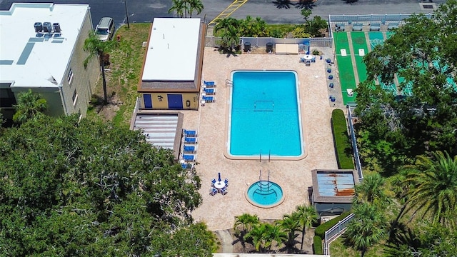 11485 Oakhurst Rd Unit 310, Largo, FL 33771 - aerial view of a pool