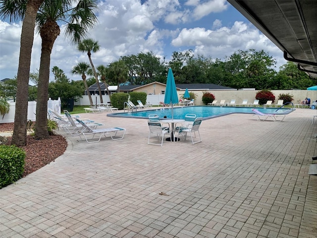 4712 Marine Pkwy Unit 203, New Port Richey, FL 34652 - community pool with a patio