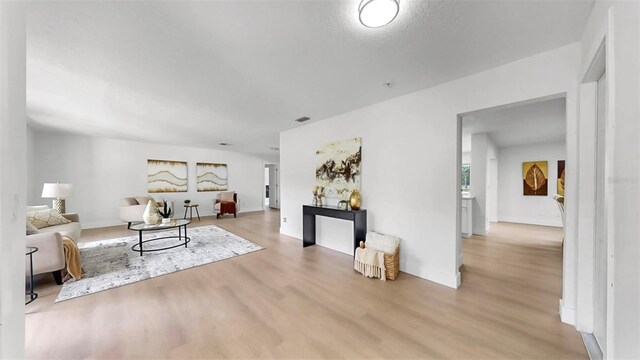 2401 Roberta Ln, Clearwater, FL 33764 - photo 17