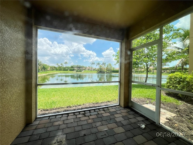 3724 Crofton Ct, Fort Myers, FL 33916 - unfurnished sunroom with a water view