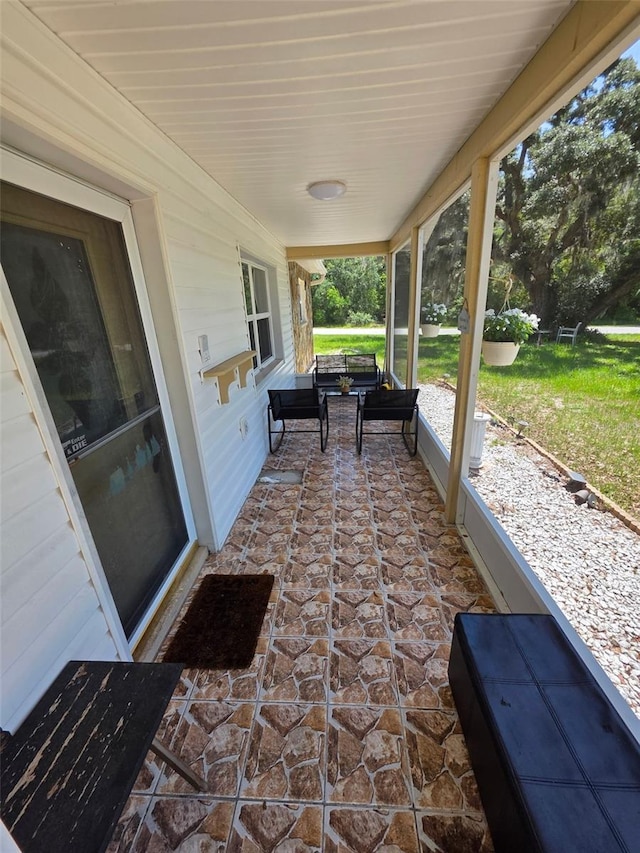 9171 Vicksburg Rd, Spring Hill, FL 34608 - photo 2