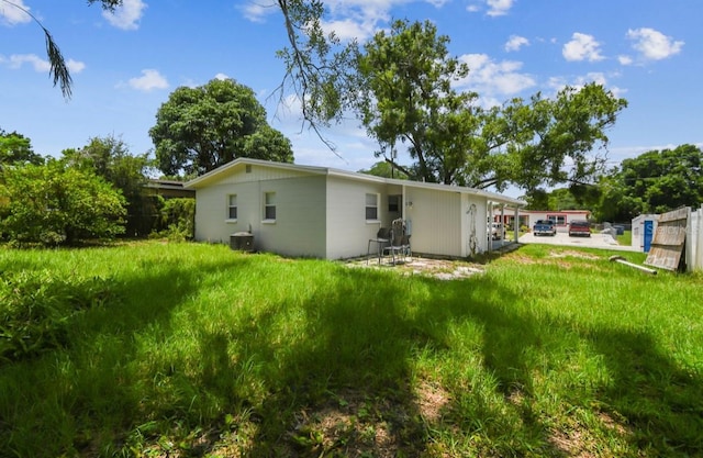 10215 N 23rd St, Tampa, FL 33612 - back of property