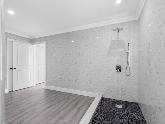 2440S Wallace Rd, Bartow, FL 33830 - unfurnished room featuring ornamental molding and wood finished floors