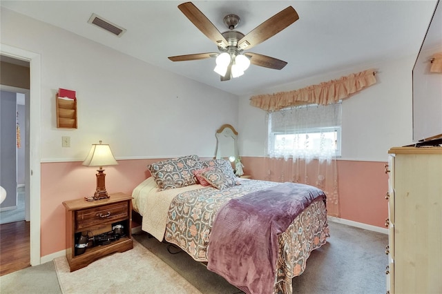2914 Forest Cir, Seffner, FL 33584 - carpeted bedroom featuring baseboards and a ceiling fan