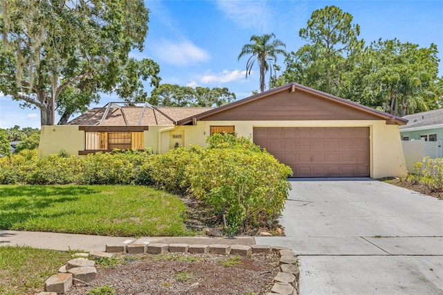 8405 Woodbridge Blvd, Tampa, FL 33615 - photo 1
