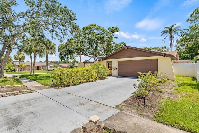8405 Woodbridge Blvd, Tampa, FL 33615 - photo 6